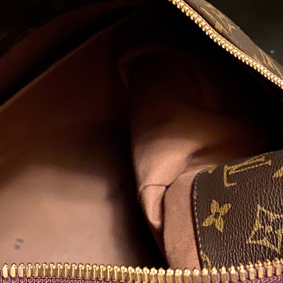 Authentic Louis Vuitton Sully - Picture 12 of 15